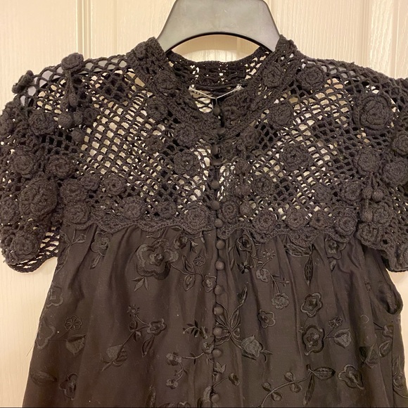 Alice + Olivia Ilaria Crochet Yoke Button-Down Top - Picture 6 of 12